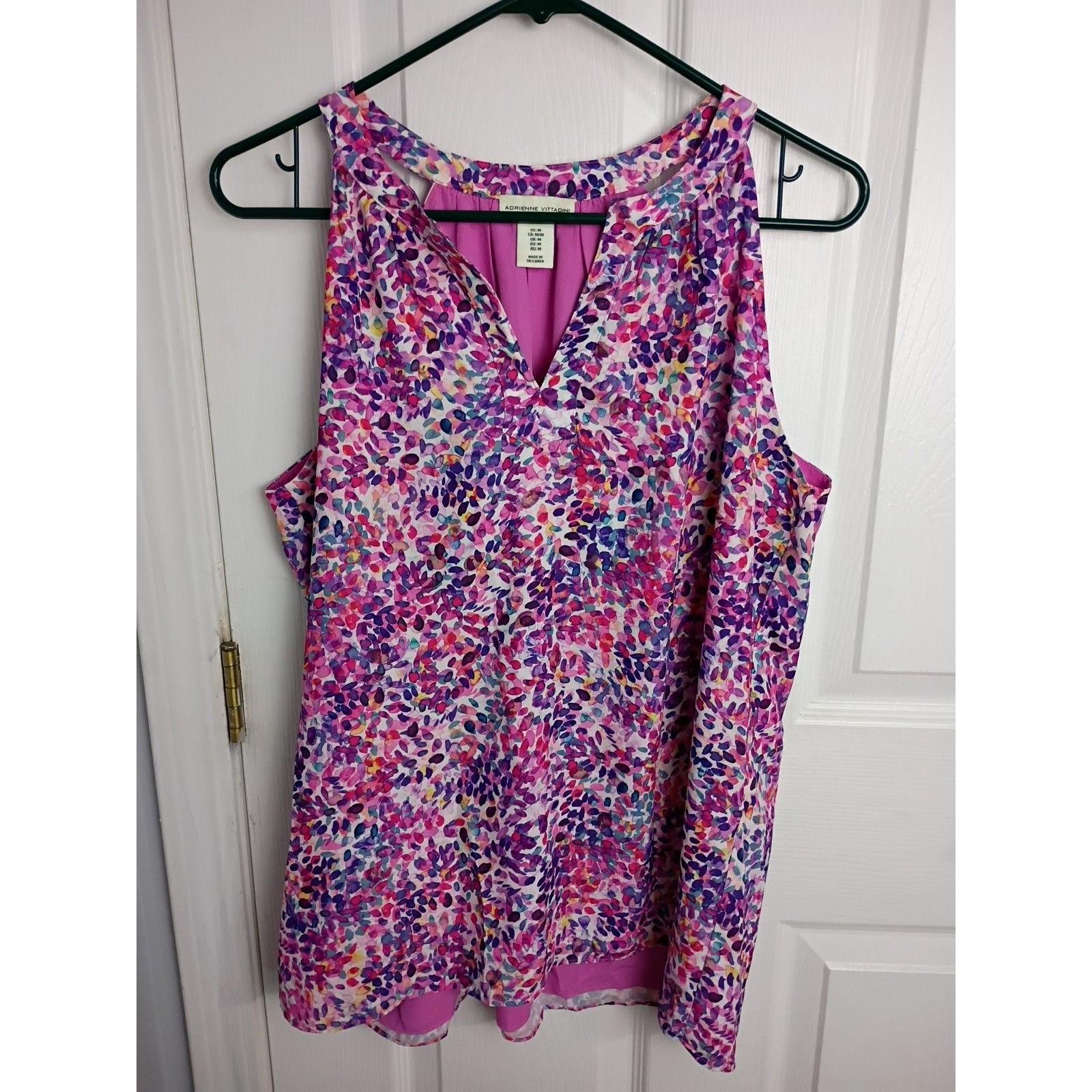 Adrienne Vittadini Woman M Sleeveless Halter Tank Popover Vneck Blouse Colorful